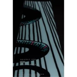 Volkl Revolt 104 Ski 2024 10 Volkl Revolt 104 Ski 2024 -Deals Salomon Store V2310152 Voelkl skis Revolt 104 detail L8A0136